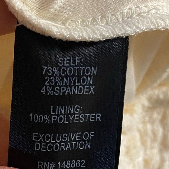 Torrid Ivory Lace Wrap Top 3X - Picture 11 of 11